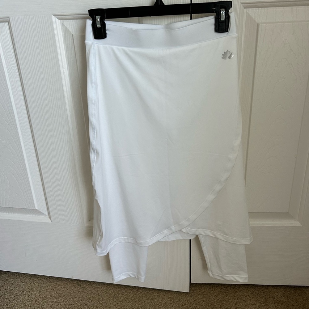 Like new snoga wrap skirt